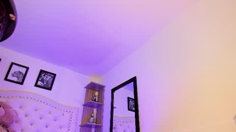 Snapshot of melissa_ebony_ chatting on 07/12/26, 10:34 Melissa E. online show from 07/12/26, 10:34