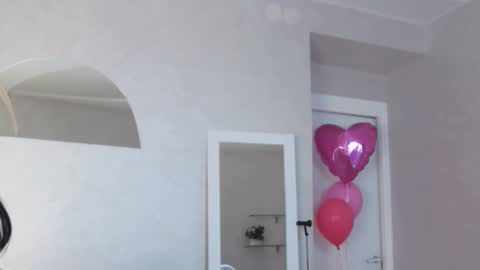 Hot Milf Melissa  ONLINE  Mon  Tue  Wed  Fr  Sun  - 9pm - 6amUTC3 online show from 01/15/26, 09:40