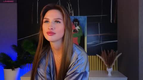 Snapshot of melissa_kirke chatting on 09/16/25, 01:01 Melissa online show from 09/16/25, 01:01