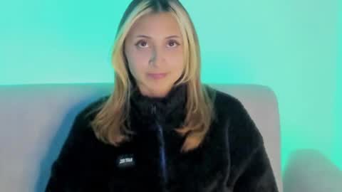 Snapshot of melissa_noir chatting on 02/17/26, 05:59 melissa_noir online show from 02/17/26, 05:59