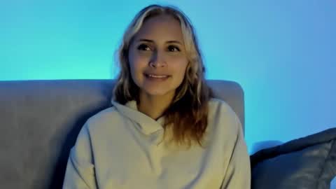 Snapshot of melissa_noir chatting on 02/24/26, 07:28 melissa_noir online show from 02/24/26, 07:28