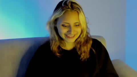 Snapshot of melissa_noir chatting on 03/25/26, 08:20 melissa_noir online show from 03/25/26, 08:20