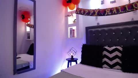 Melissa online show from 10/23/25, 09:13