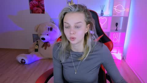 Melissa online show from 01/21/25, 06:00