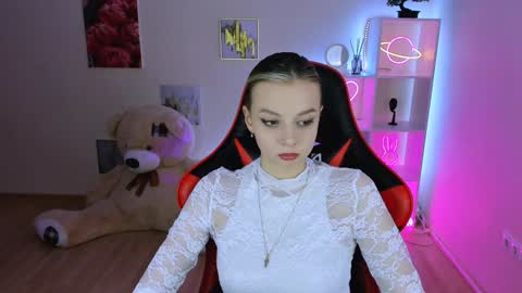 Melissa online show from 02/03/25, 08:24