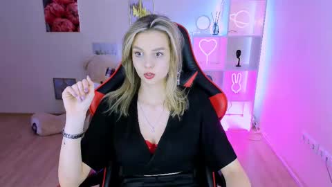 Melissa online show from 02/17/25, 11:20