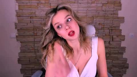 Melissa online show from 02/22/25, 04:51