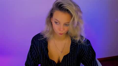 Melissa online show from 09/16/25, 12:50