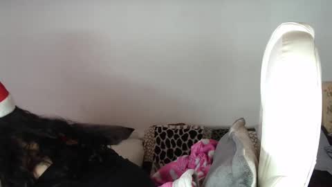 Snapshot of melissa_sexytits chatting on 12/27/24, 05:48 Lau online show from 12/27/24, 05:48