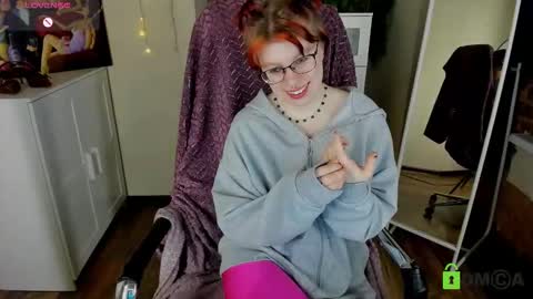 Melissa online show from 11/15/25, 03:48