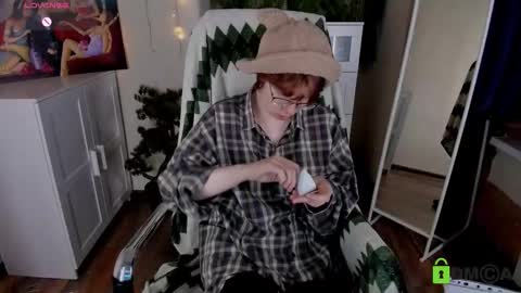 Melissa online show from 11/30/25, 03:38