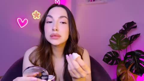 Snapshot of melissachaarm_ chatting on 05/07/26, 05:24 Melissa online show from 05/07/26, 05:24