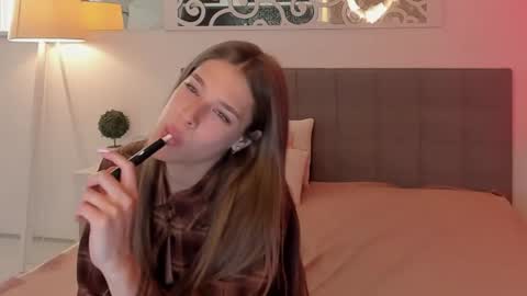 MelissaCrayzy online show from 06/05/26, 08:31