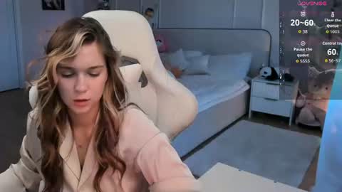 Snapshot of melissamiles chatting on 06/20/26, 04:10 melissamiles online show from 06/20/26, 04:10
