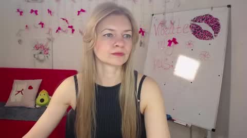 Melissa online show from 05/03/26, 05:13