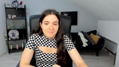 melissawiliam online show from 10/07/25, 11:07