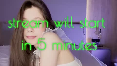 Snapshot of melissaxcbx chatting on 06/07/26, 07:23 NEXT STREAM in 7 3gmt--- online show from 06/07/26, 07:23