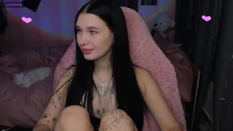 Snapshot of mella_freya chatting on 10/20/25, 11:16 Freya IM NONUDE online show from 10/20/25, 11:16