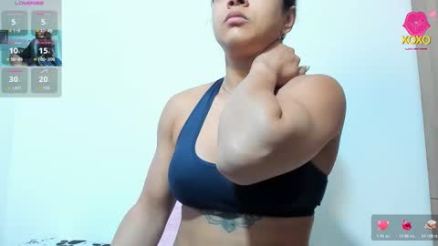 Snapshot of mellanie33 chatting on 09/27/25, 10:20 mellanie online show from 09/27/25, 10:20