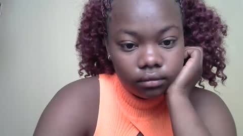 mell online show from 01/01/25, 04:39