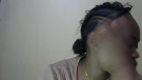 mell online show from 01/17/25, 10:22