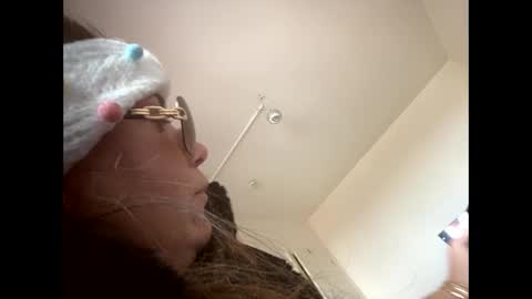 Melli online show from 01/12/25, 11:39