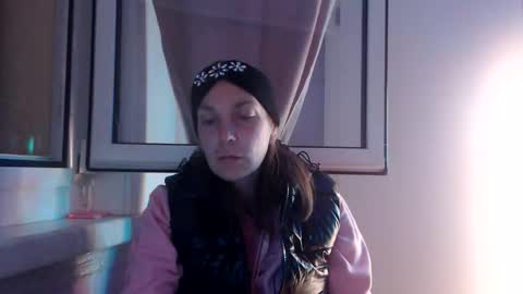 Melli online show from 10/24/25, 06:04