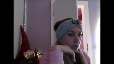 Melli online show from 12/16/25, 07:08