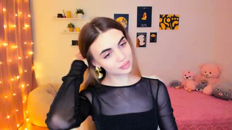 Snapshot of mellifluoustess chatting on 01/31/25, 08:22 Tessa online show from 01/31/25, 08:22