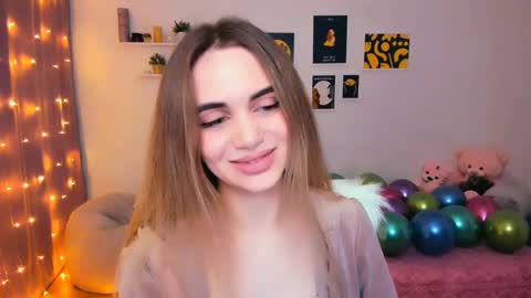 Snapshot of mellifluoustess chatting on 02/10/25, 09:04 Tessa online show from 02/10/25, 09:04