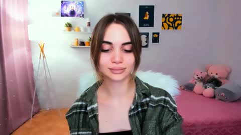 Snapshot of mellifluoustess chatting on 02/20/25, 09:09 Tessa online show from 02/20/25, 09:09