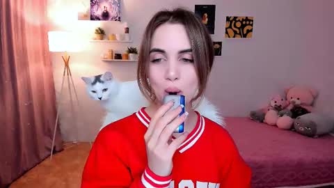 Snapshot of mellifluoustess chatting on 02/24/25, 09:31 Tessa online show from 02/24/25, 09:31