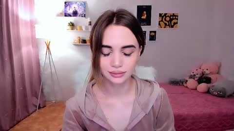 Snapshot of mellifluoustess chatting on 02/26/25, 09:27 Tessa online show from 02/26/25, 09:27