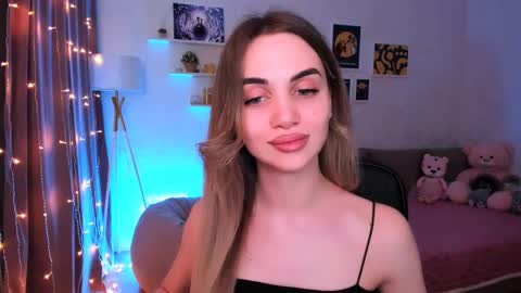 Snapshot of mellifluoustess chatting on 03/12/25, 12:42 Tessa online show from 03/12/25, 12:42