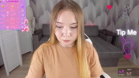 Mellisa online show from 11/10/25, 04:22