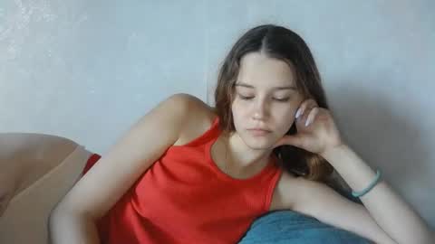 Mellisa online show from 06/18/26, 07:41