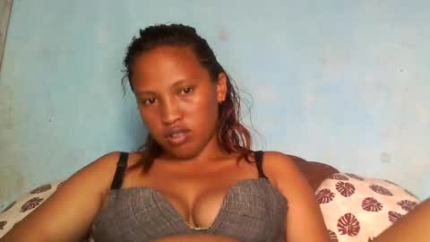 mellissa online show from 02/08/25, 01:22