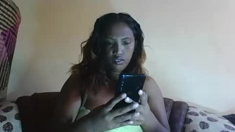 Snapshot of mellissia02 chatting on 03/28/26, 04:34 mellissa online show from 03/28/26, 04:34