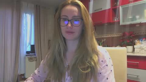 Snapshot of melly_rosey chatting on 01/23/25, 07:22 Melly online show from 01/23/25, 07:22