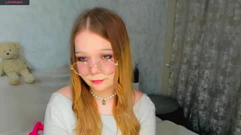 Snapshot of melmooon chatting on 01/31/25, 08:22 MelMooon online show from 01/31/25, 08:22