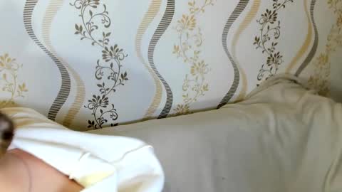 Snapshot of melmooon chatting on 10/15/25, 08:20 MelMooon online show from 10/15/25, 08:20