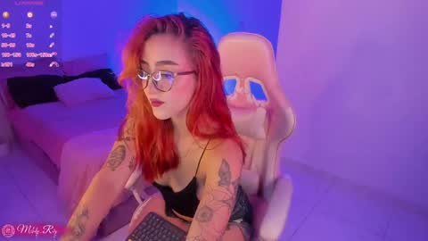 Melodie Roy 999 online show from 05/16/26, 09:46