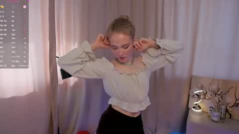melodievejar online show from 06/25/26, 05:12
