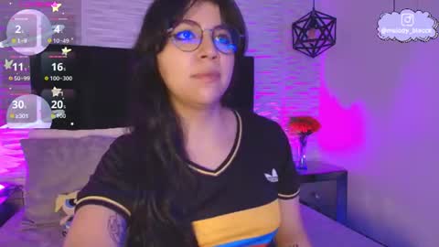 Snapshot of melody_black_ chatting on 06/23/26, 06:28 Melody online show from 06/23/26, 06:28