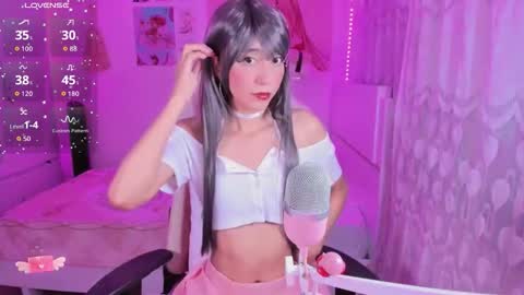 Snapshot of melody_e00 chatting on 11/30/25, 11:31 Elizabeth online show from 11/30/25, 11:31