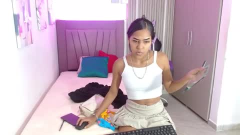 melody_mercy online show from 01/15/25, 12:15