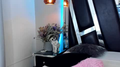 MELODY online show from 12/19/24, 08:23