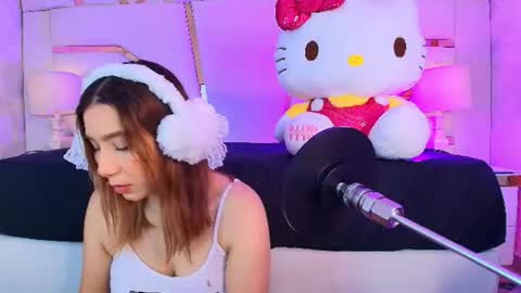Snapshot of melodybloom_ chatting on 08/02/26, 12:14 Melody online show from 08/02/26, 12:14