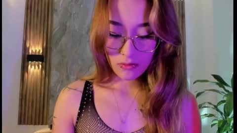 melodylanee online show from 12/19/25, 11:06