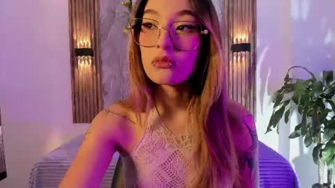 melodylanee online show from 06/11/26, 11:08